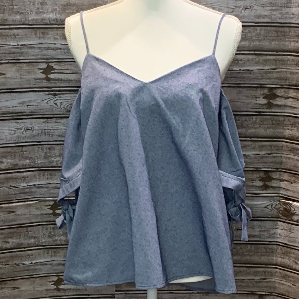 SILENCE + NOISE Denim Off the Shoulder Top NWT - Picture 2 of 7